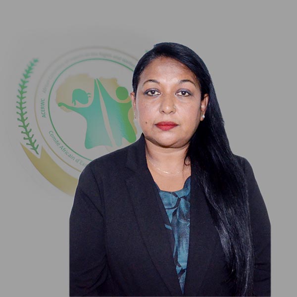 Hon. Karoonawtee Chooramun