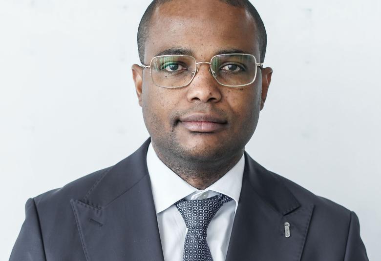 Hon. Wilson Almeida Adão